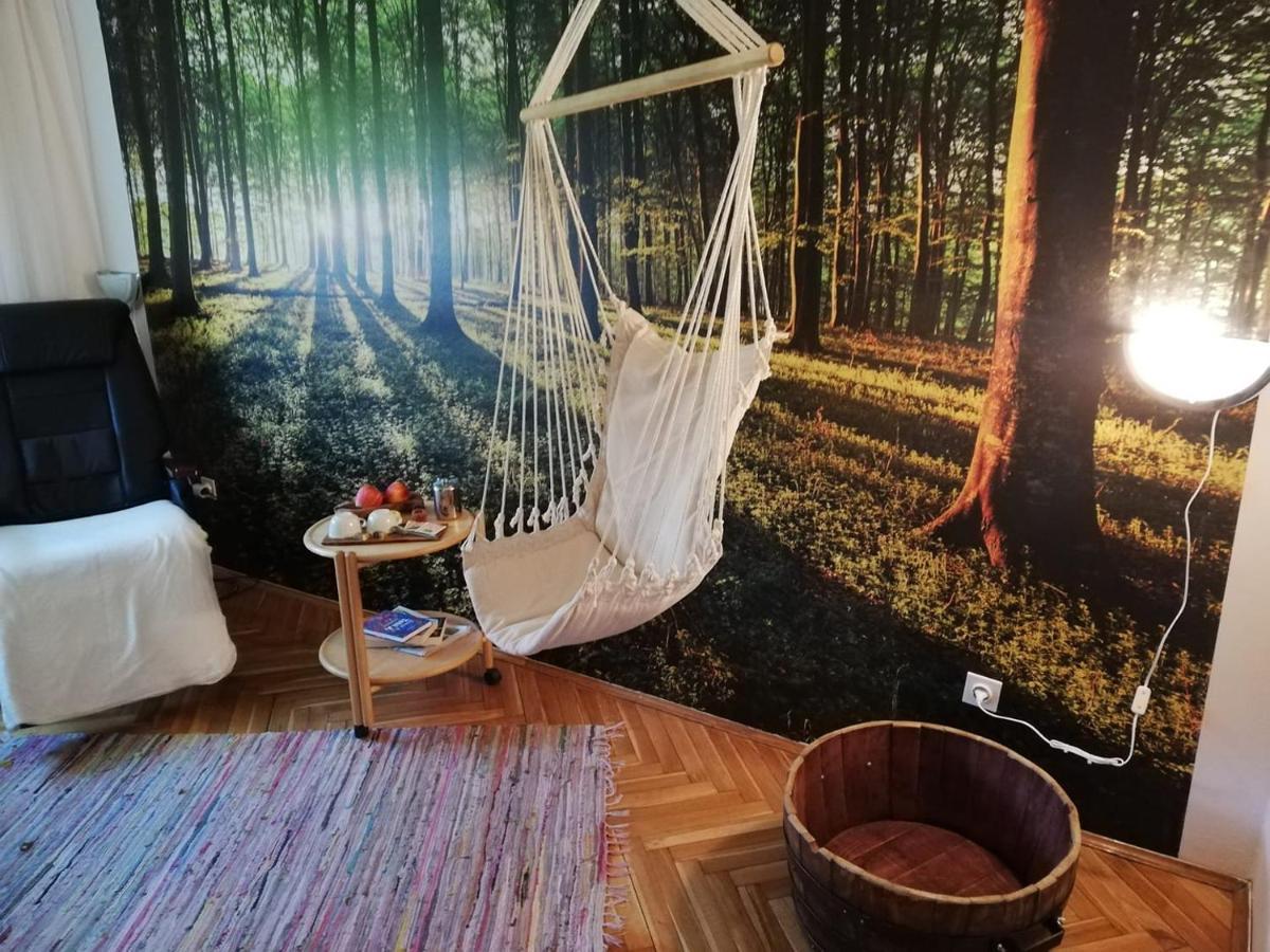 Guesthouse Arnika Fužine Eksteriør billede